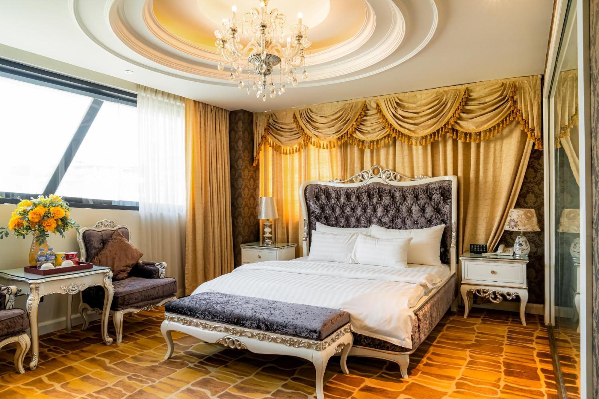 Hoang Trieu Hotel Cidade de Ho Chi Minh Exterior foto