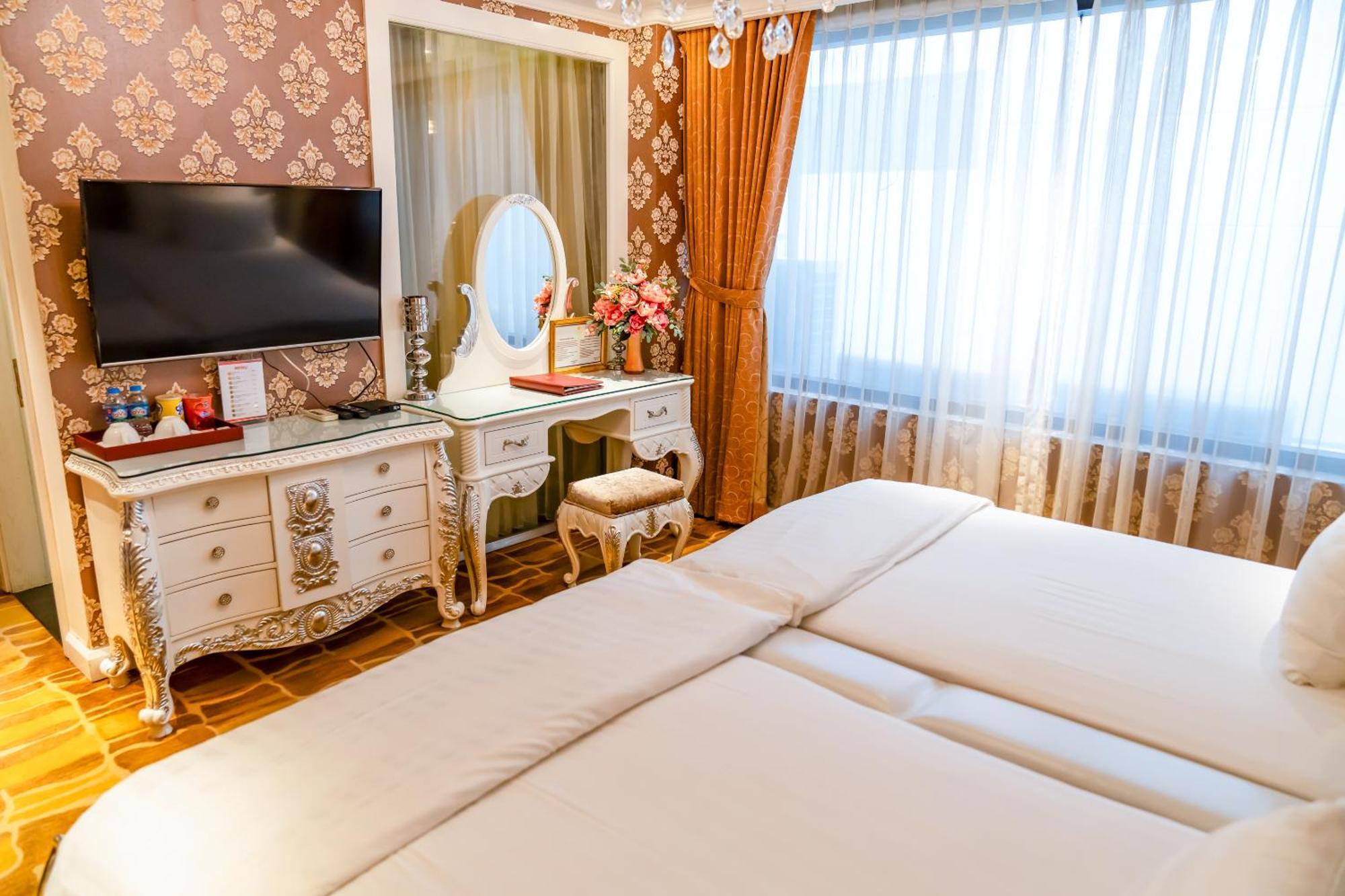 Hoang Trieu Hotel Cidade de Ho Chi Minh Exterior foto