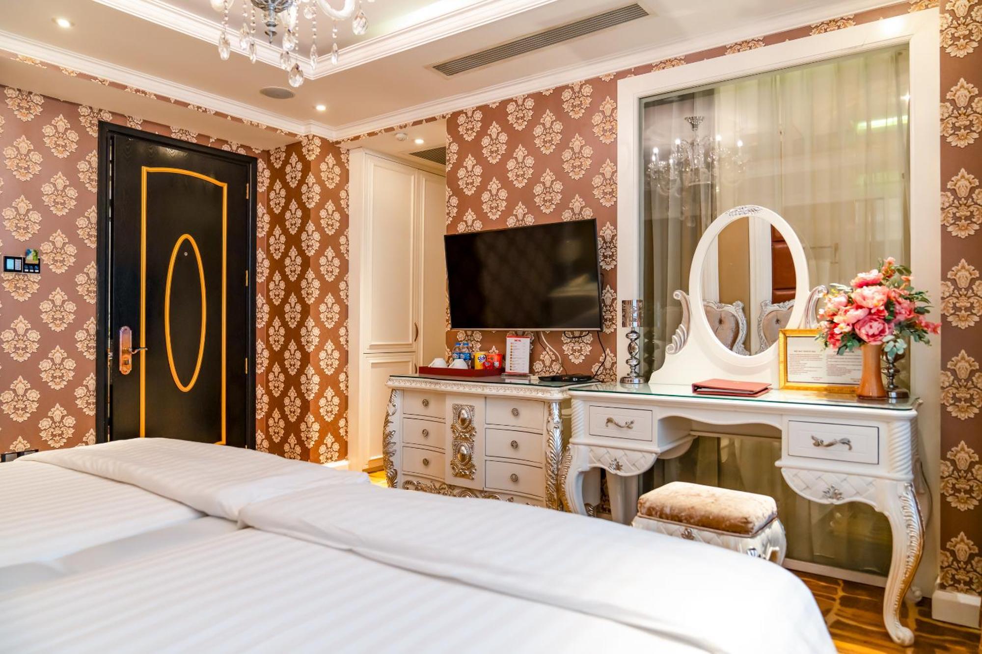 Hoang Trieu Hotel Cidade de Ho Chi Minh Exterior foto