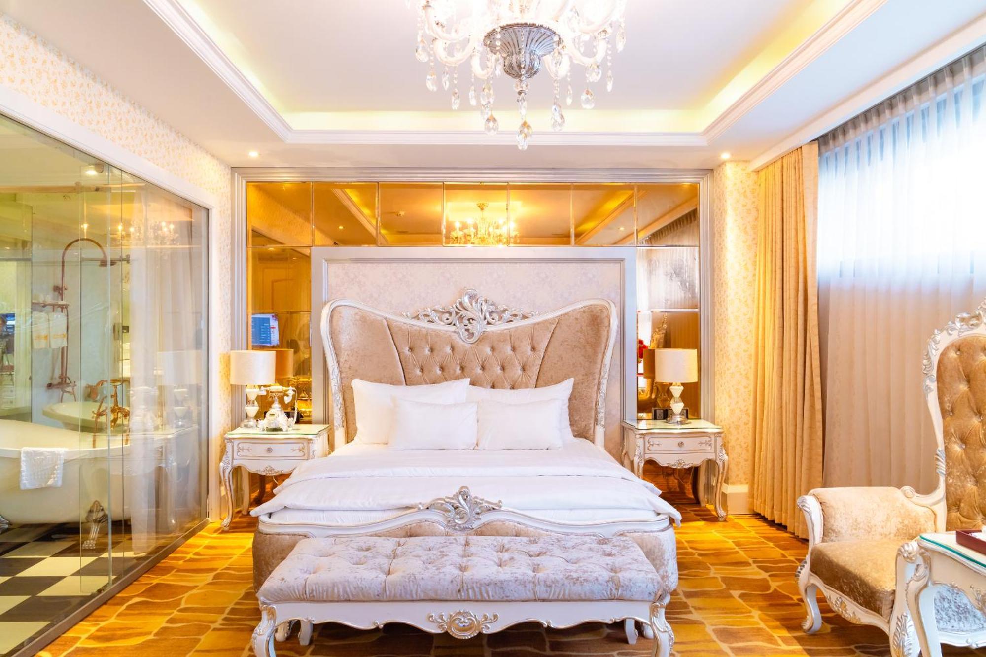 Hoang Trieu Hotel Cidade de Ho Chi Minh Exterior foto