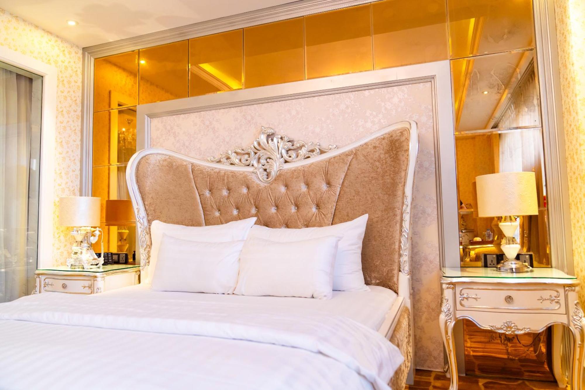 Hoang Trieu Hotel Cidade de Ho Chi Minh Exterior foto